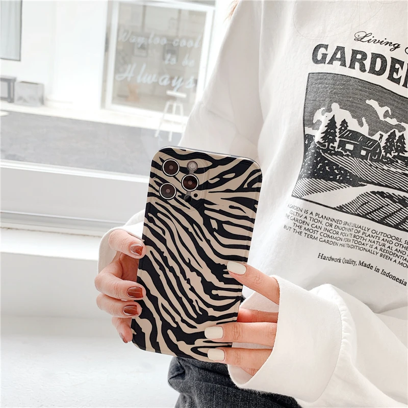 

Cosplay Phone Case Leopard Silica Gel Soft Shell Cell Phone Protective Case Anime Adult COS Props Christmas Halloween Gift
