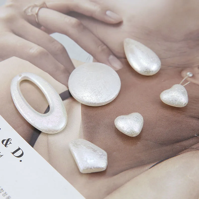 Модные геометрические сердца ручной работы/круглые бусины из смолы ювелирные