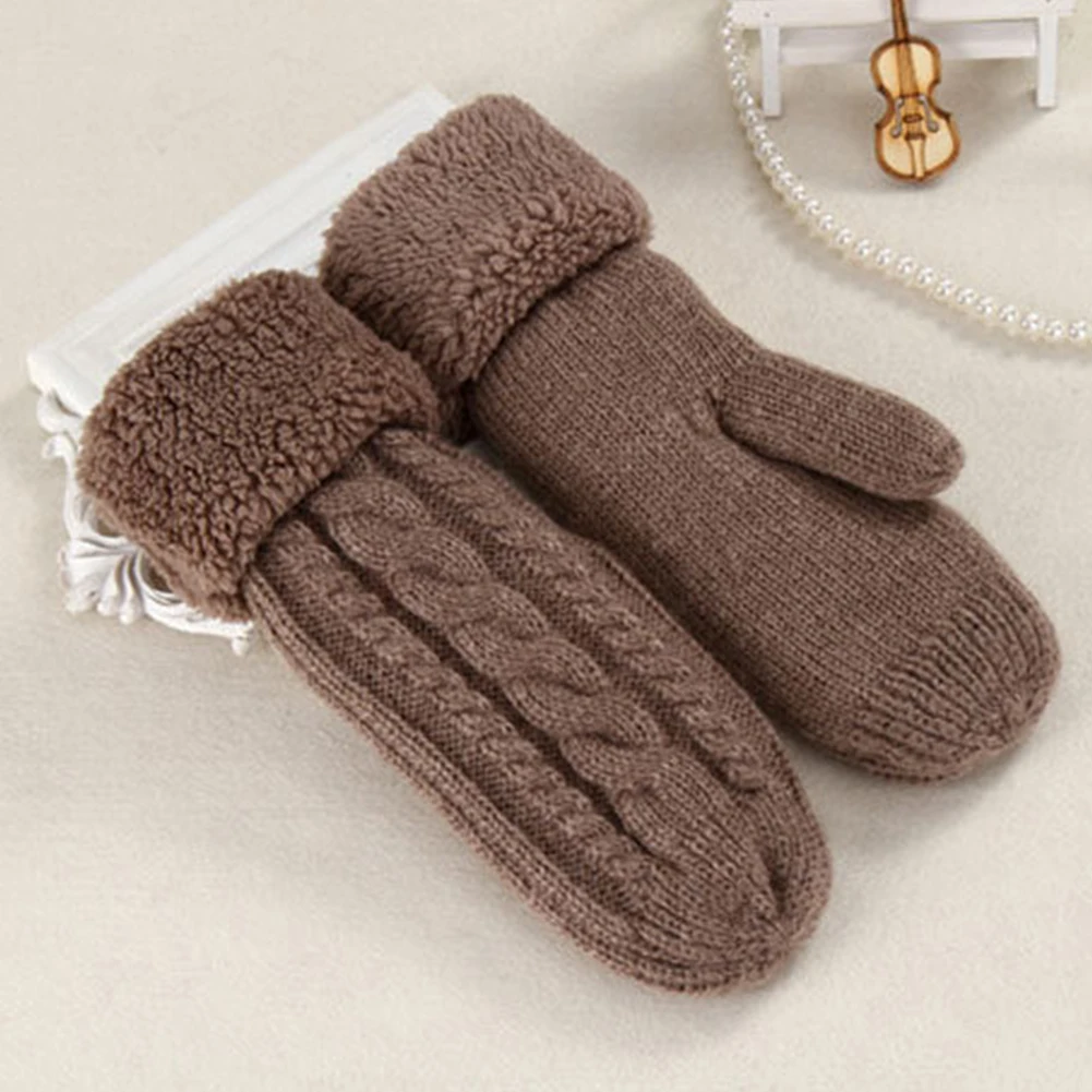 

Fashion Mittens Women Warm Winter knitted Cashmere Twisted warm gloves