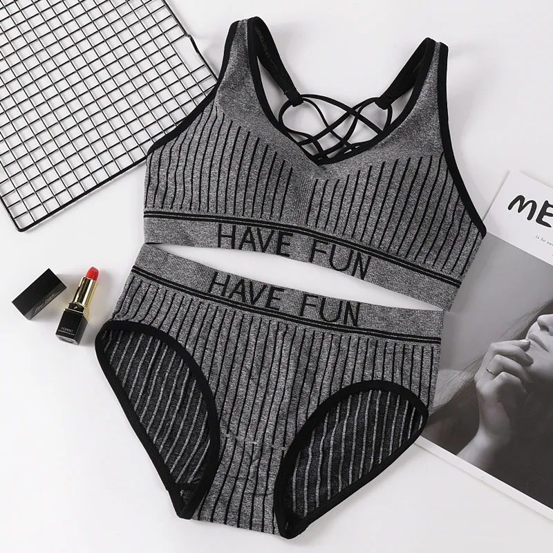 Сексуальный женский бюстгальтер комплект трусов с буквенным принтом бесшовный