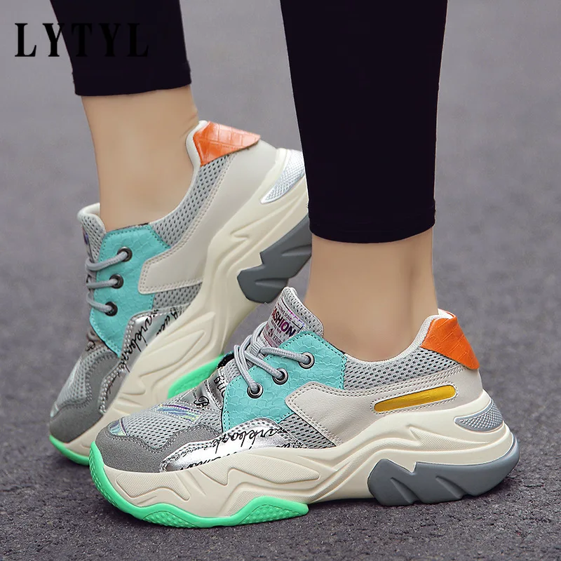 

Fashion Women's Chunky Sneakers Lace Up Women Platform Shoes Tenis Casual Daddy Shoes Sexy Dames Schoenen Zapatillas Mujer D1-43