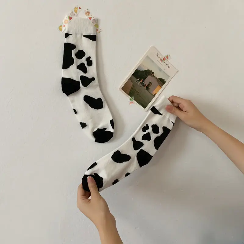

Cow pattern socks children's lovely white women's socks little girls students four seasons cotton casual socks tube socks