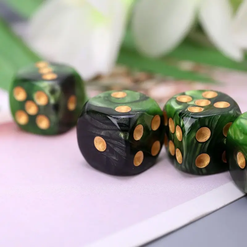 

10 Pcs 16mm Resin Dice D6 Black Green Gold Points Round Edges KTV Bar Nightclub Entertainment Tools Adult Toys
