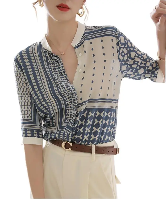 

2021 summer middle sleeve stand collar retro simple and comfortable plaid striped silk shirt design niche silk blouse women