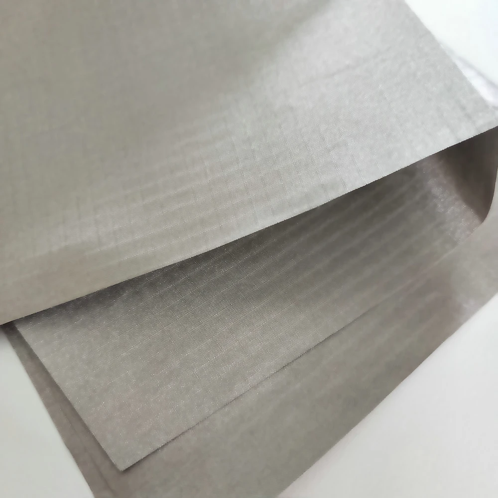 Проводящая лампа/проводящая ткань