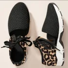 Сандалии женские с перфорацией, спортивная обувь, сетчатые дышащие кроссовки, Леопардовый принт, плоская подошва, дышащие, лето 2021, размера плюс 42