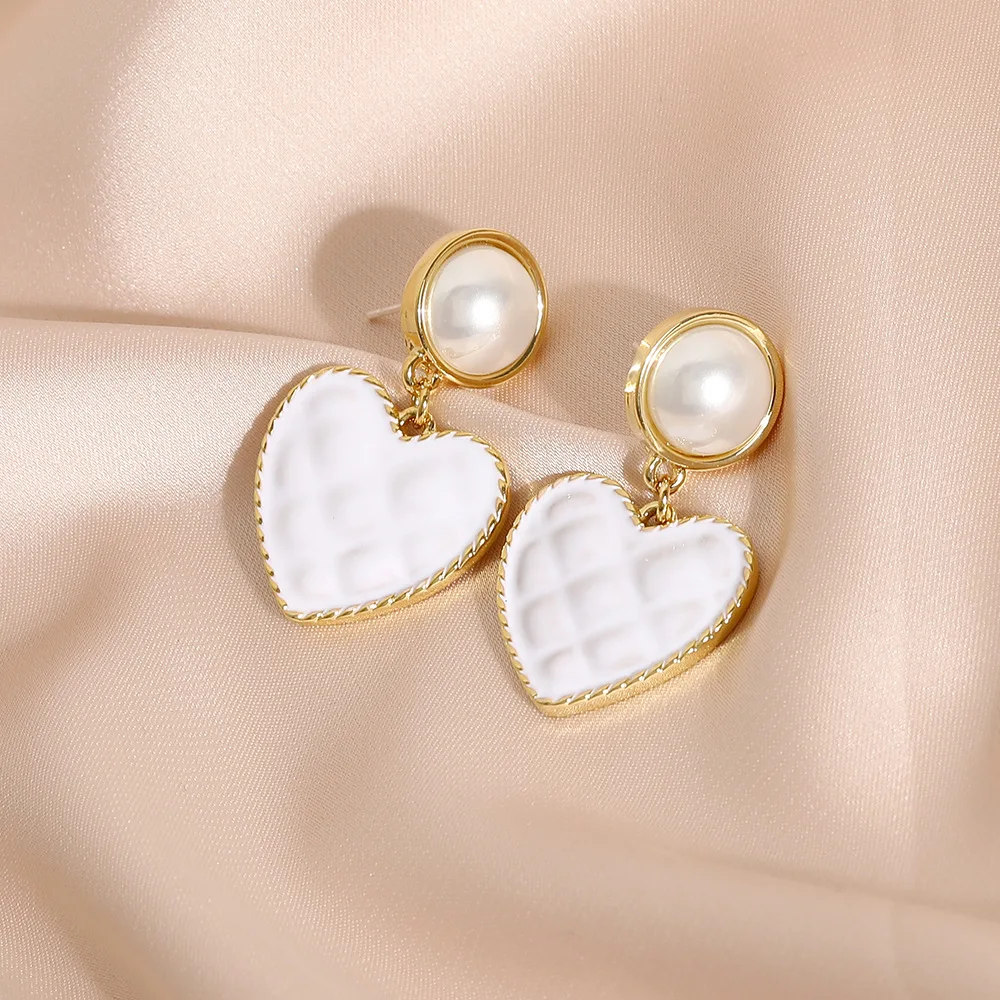 

Gothic style Ear cuffs Heart earrings Jewelry cute valentines earrings korea Large earrings
