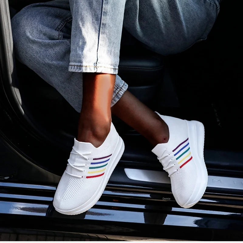 

Women's Casual Shoes Summer New Lace-up Flat Knitted Mesh Breathable Sneakers Comfortable and Lightweight Outdoor Walking Shoes