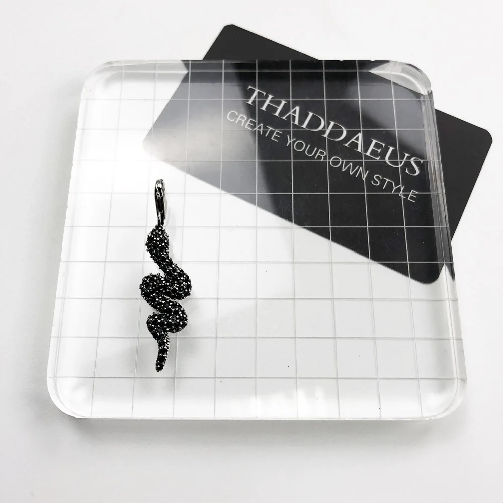 Кулон в виде черной змеи новинка зимы 2019 модное украшение из серебра 925 пробы