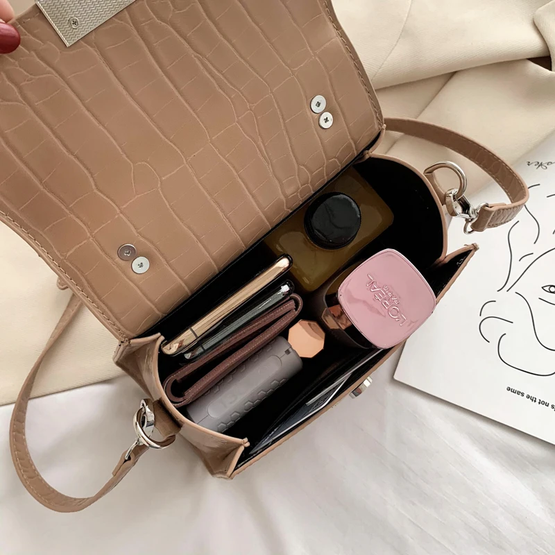 Брендовая дизайнерская сумка для женщин маленькая квадратная сумочка с камнем и