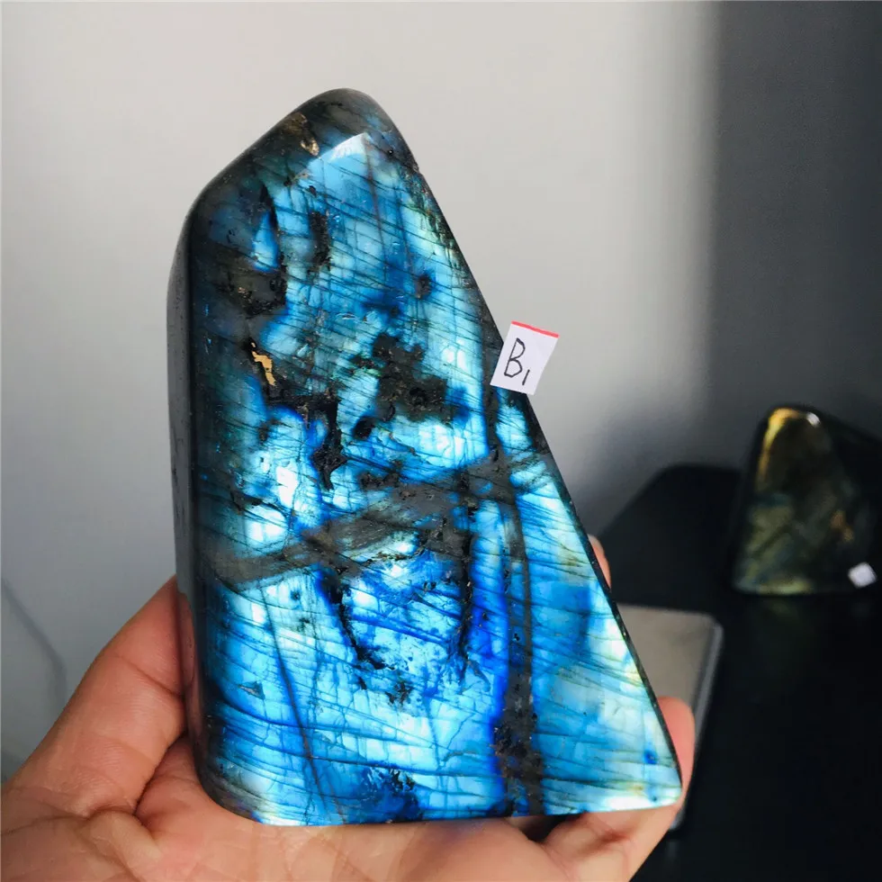 

Natural Moonstone Polishing Labradorite WorryStone Luminous with Blue Feldspar Home Decor Reiki Healing Madagascar Gemstone