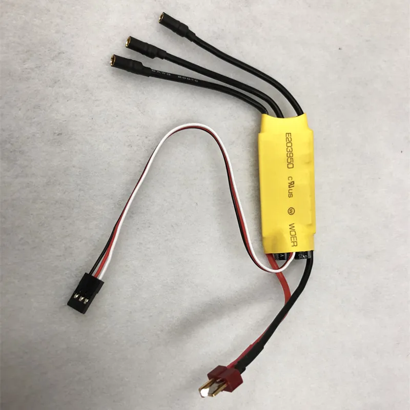 rc quadcopterсамолет с неподвижным кры