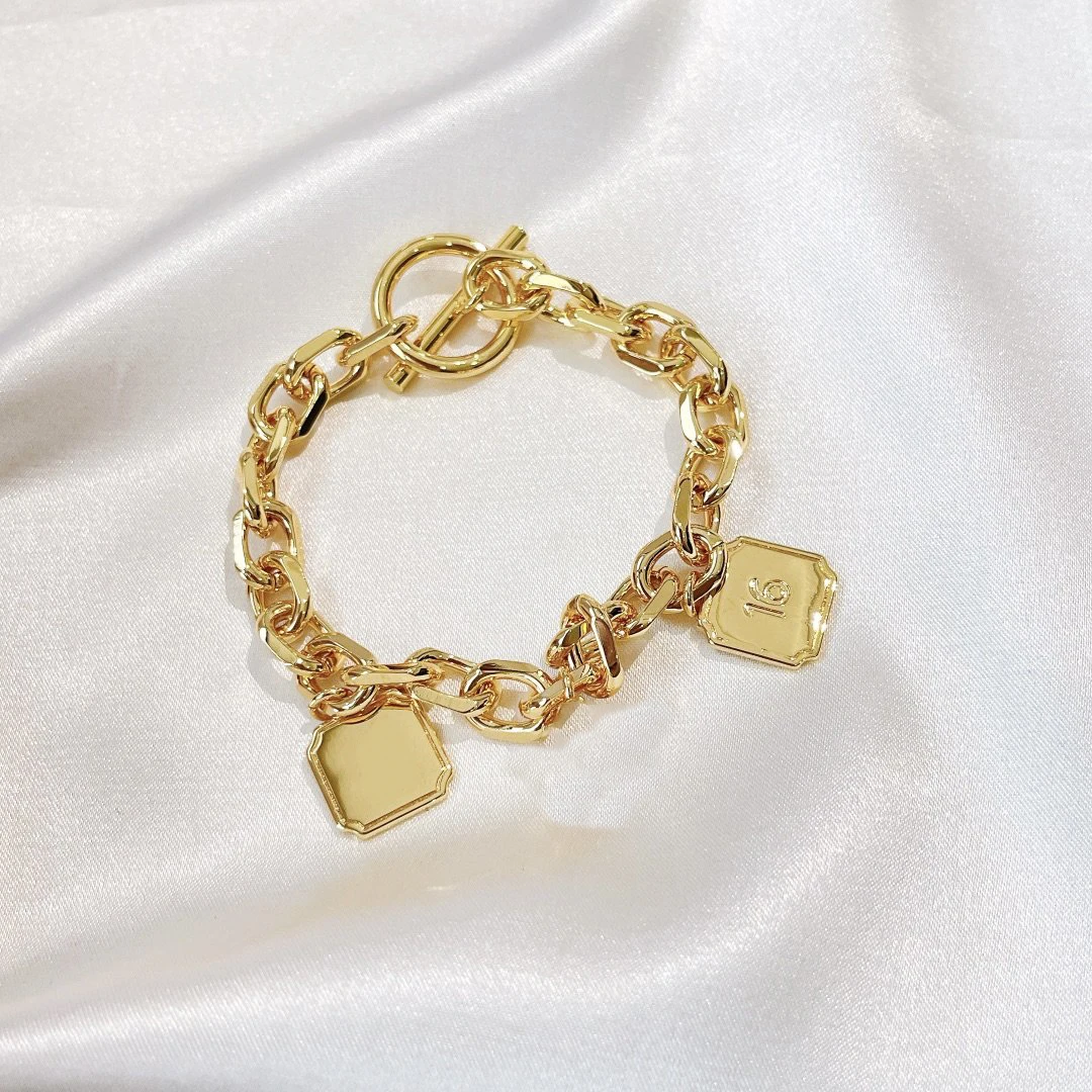 

Brand Women's Arc De Triomphe Tassel Bracelet Number 16 High Quality Metal Sliding Jewelry Shallow Gold Design Wedding Party