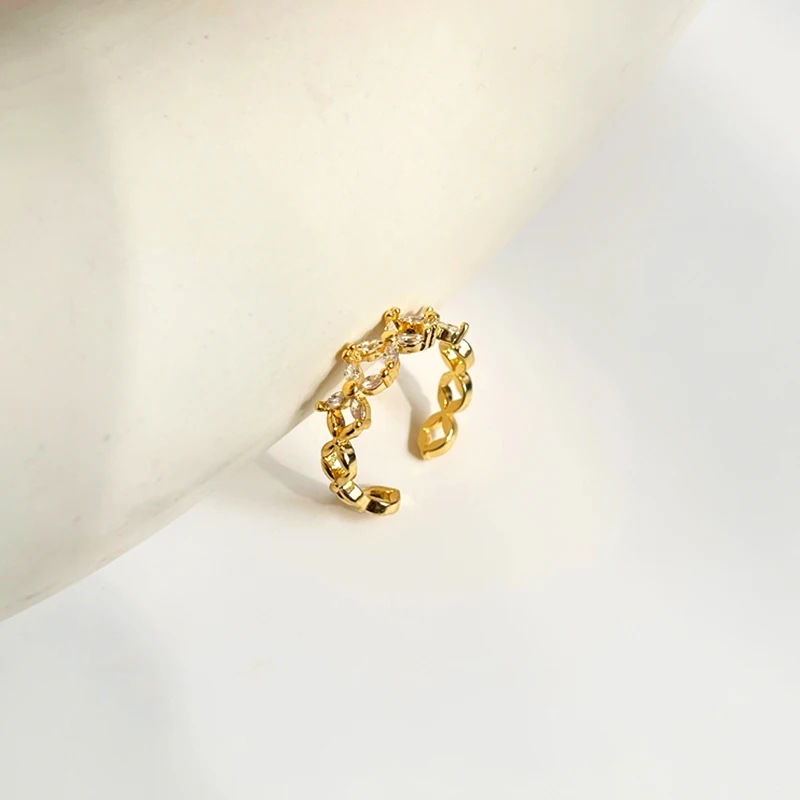 

New Hot Trendy Petal Rings for Women Adjustable Opening Design Accessories Jewelry Shiny AAA Zircon Weddings Party Fine Gift