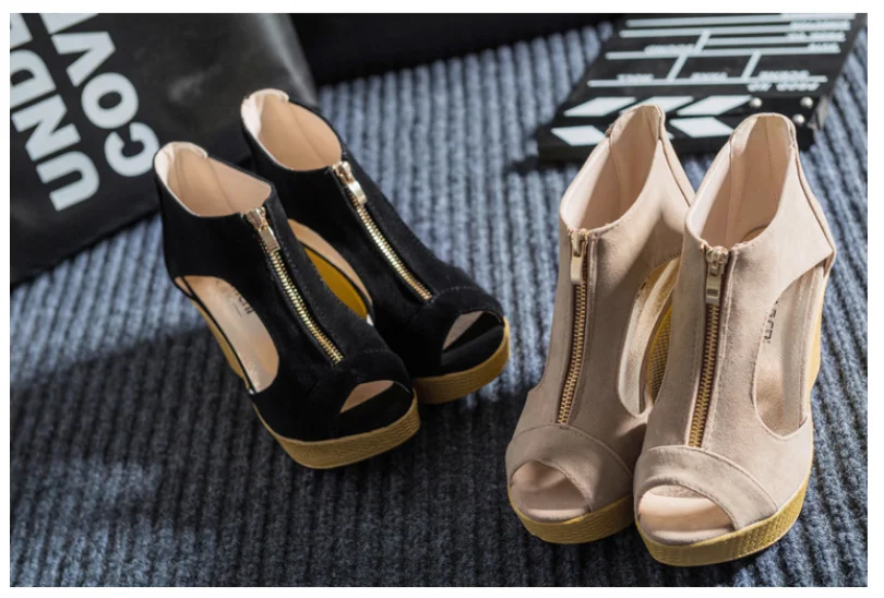 Женские туфли на танкетке винтажные сандалии платформе с открытым носком молнии