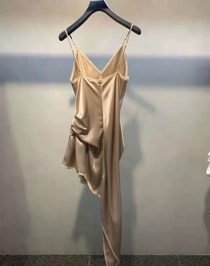 Женское платье Новинка весна-лето 2020 на бретелях неправильной формы однотонное