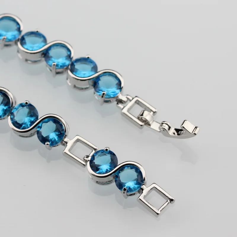 Женская шкатулка для ювелирных изделий серебристого цвета | Украшения и