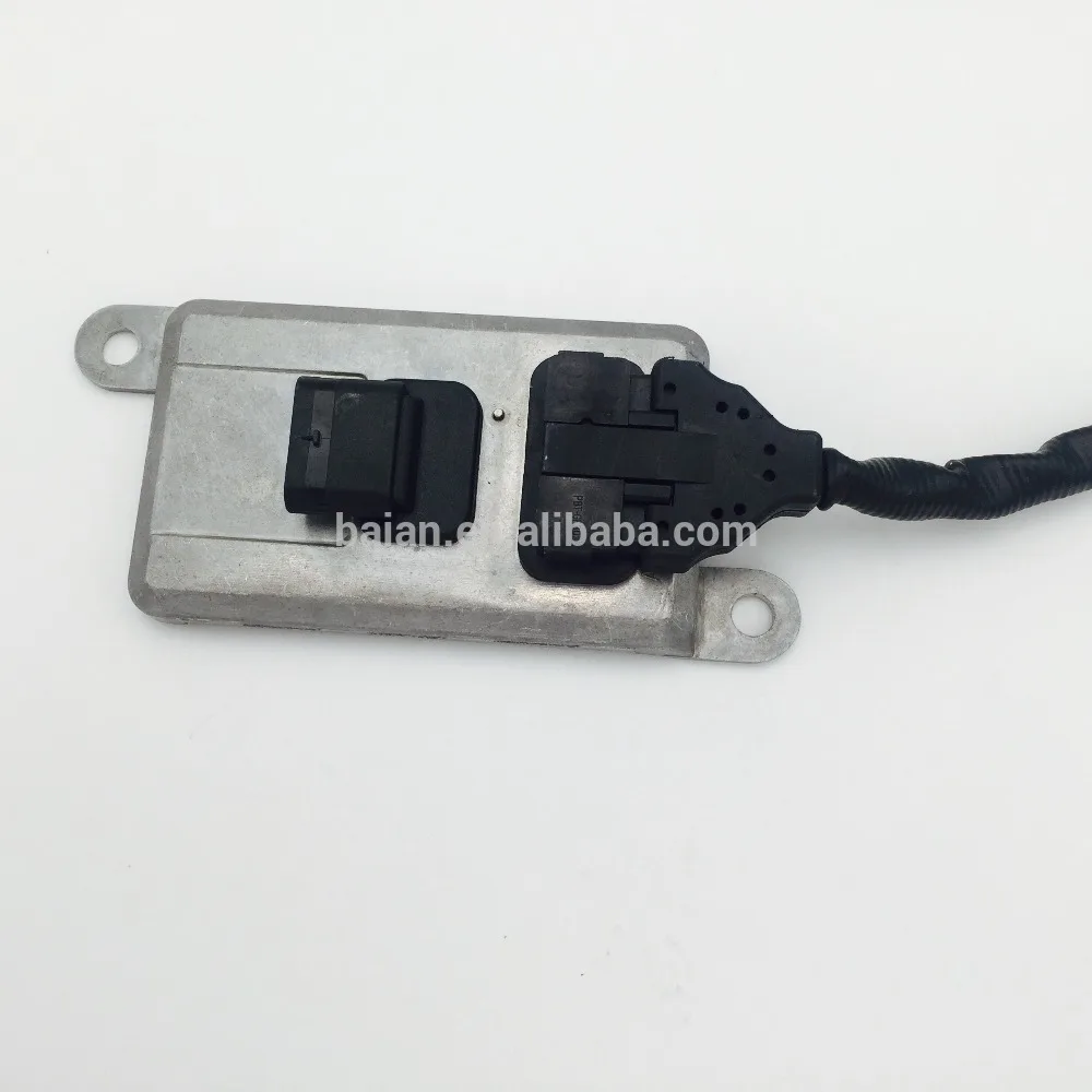 

Truck Auto Parts NOx Sensor 5WK9 6618C 51154080015 nitrogen oxide sensor