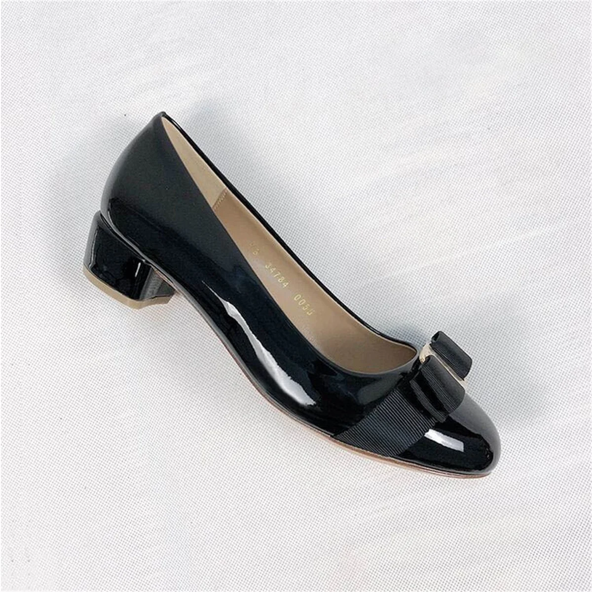 Spring Autumn Women Shoes High Quality Patent Leather Fabric Comfortable Lining Round Toe Bow Decoration Women's Pumps fashionable round head patent leather women shoes comfortable spring autumn buckle strap female casual shoes