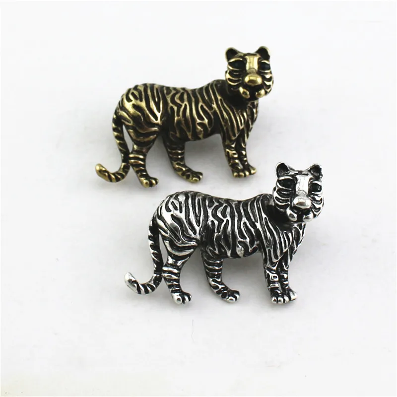 Customized new tiger brooch hipster retro corsage shirt pin decoration creative badge female | Украшения и аксессуары