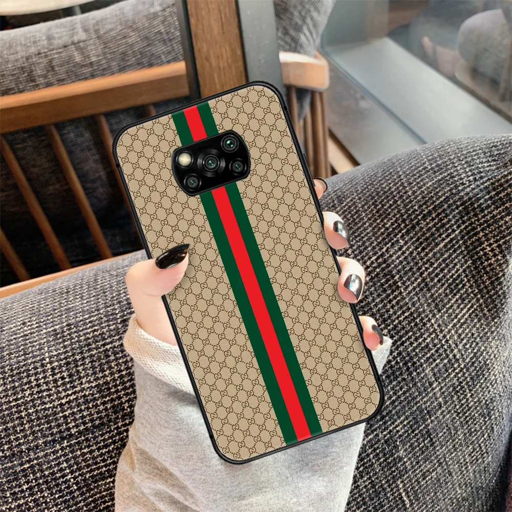 

Italian luxury brand snake tiger bee Phone case Cover Hull For Xiaomi Mi A2 A3 8 9 9T Note 10 Se Lite Pro black Hoesjes Trend