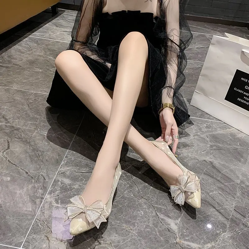 

Pointed shallow mouth single shoes women 2020 new summer all-match fairy wind mesh bright diamond bow stiletto high heels X421