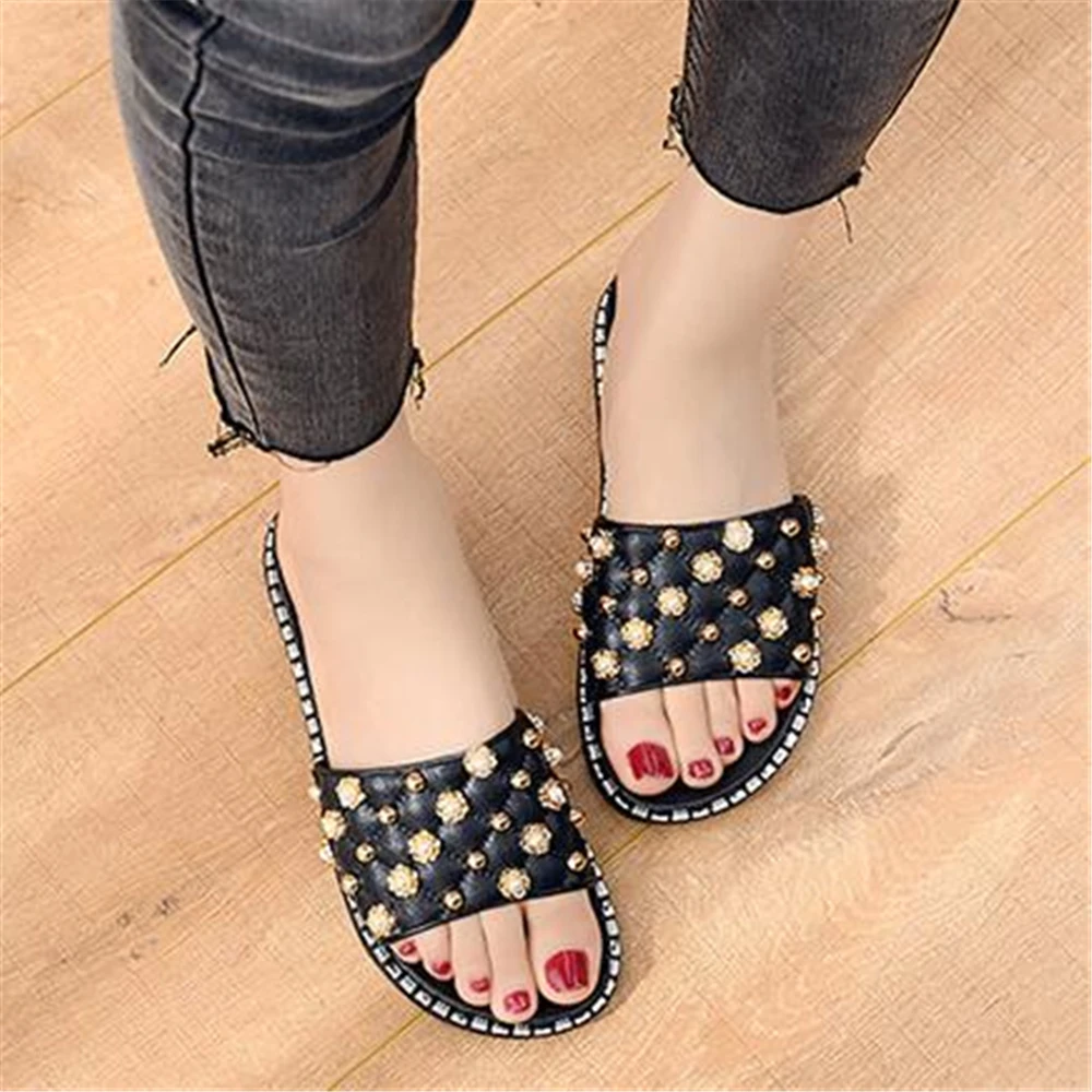 

Women's Slippers Xiaya Pearl Tourism Outdoor Antiskid Beach Women's Shoes Fashion Flat Soft Bottom Female Light Falt Shoes Women
