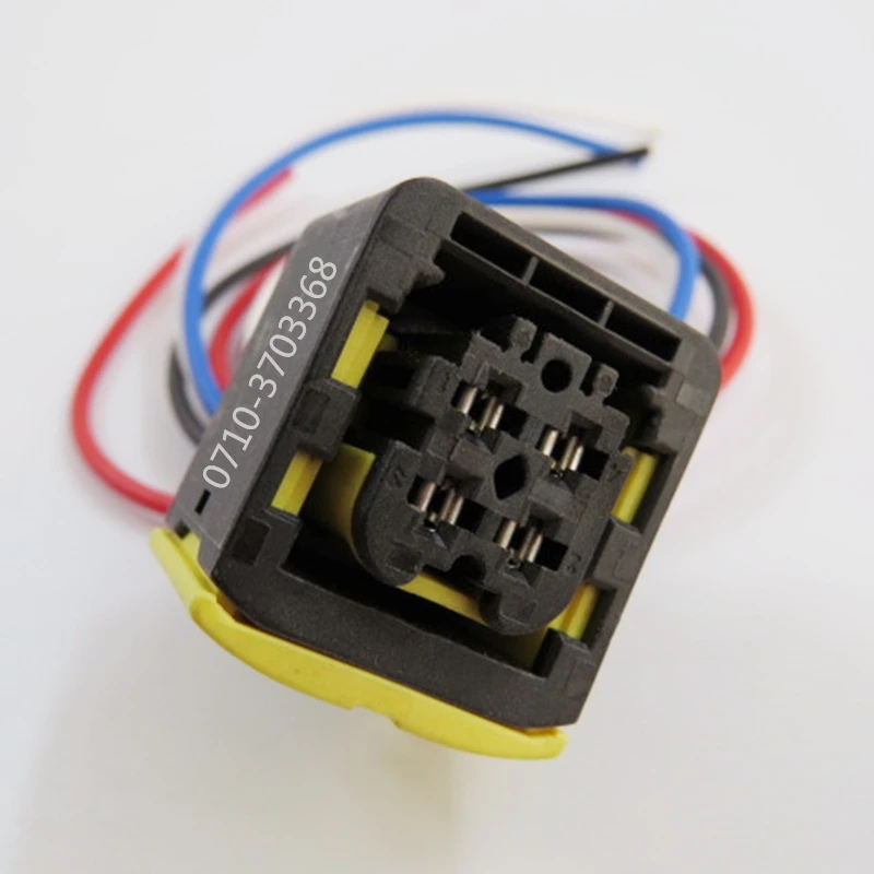 

1PCS Suitable for Bosch Cummins Jiefang J6 Nitrogen Oxygen Sensor Connector Plug Socket Square Four-plug Wire SCR Accessories