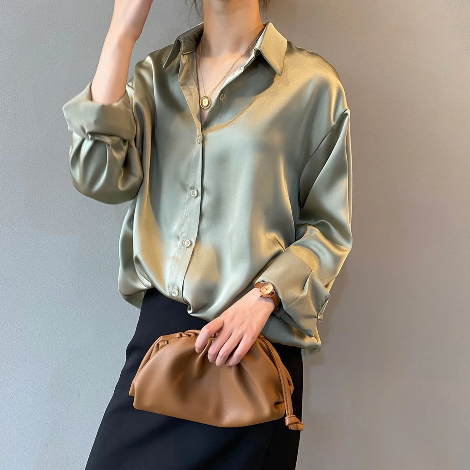 

Korean Sytle Oversize Satin Blouse Women Spring Black White Green Long Sleeve Loose Office Lady Elegant Dress Shirt