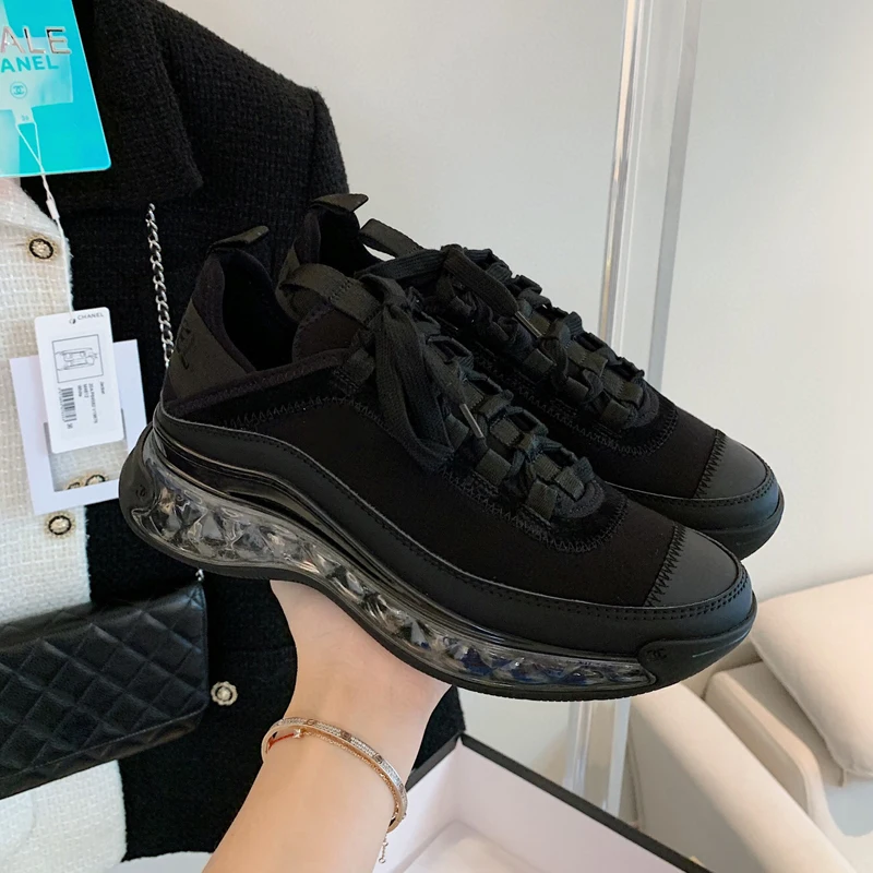 

2021 new luxury brand sports shoes for men and women running shoes slippers net shoes summer soft soles breathable elastic shock