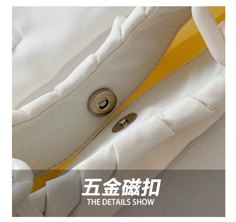 

Women's Small Bag Luxury Designer Ladies Half-moon Shoulder Bag Simple Female Pleated Nylon Handbags Chain Underarm Bags Bolsos