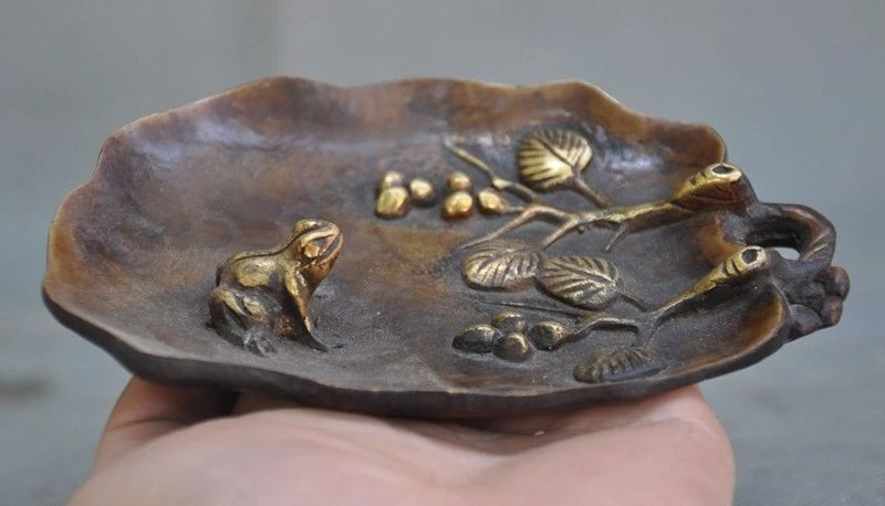 Старинная китайская бронза Золотая лягушка жаба hoptoad спиттор Ручка мыть