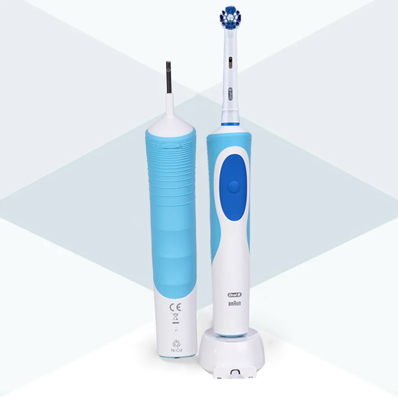 Зубная щетка Oral B 2D электрическая вращающаяся с вибрацией для ухода за полостью