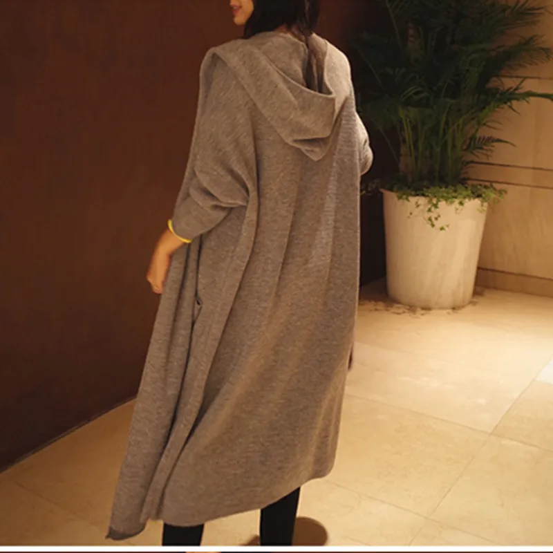 Женский трикотажный кардиган Длинный свободный свитер с капюшоном язычком в