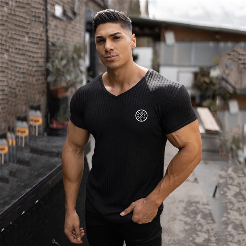 

Knitted V Neck Gym T-shirt Men Fashion Short Sleeve Tshirt Slim Fit Sport Tee Shirt Bodybuilding Workout Summer Fitness Clothing