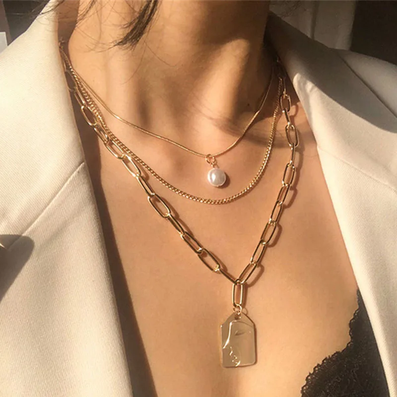 

Trendy Multilayer Chain Necklace For Women Gold Silver Color Round Heart Pendant Necklace Party Jewelry Gifts