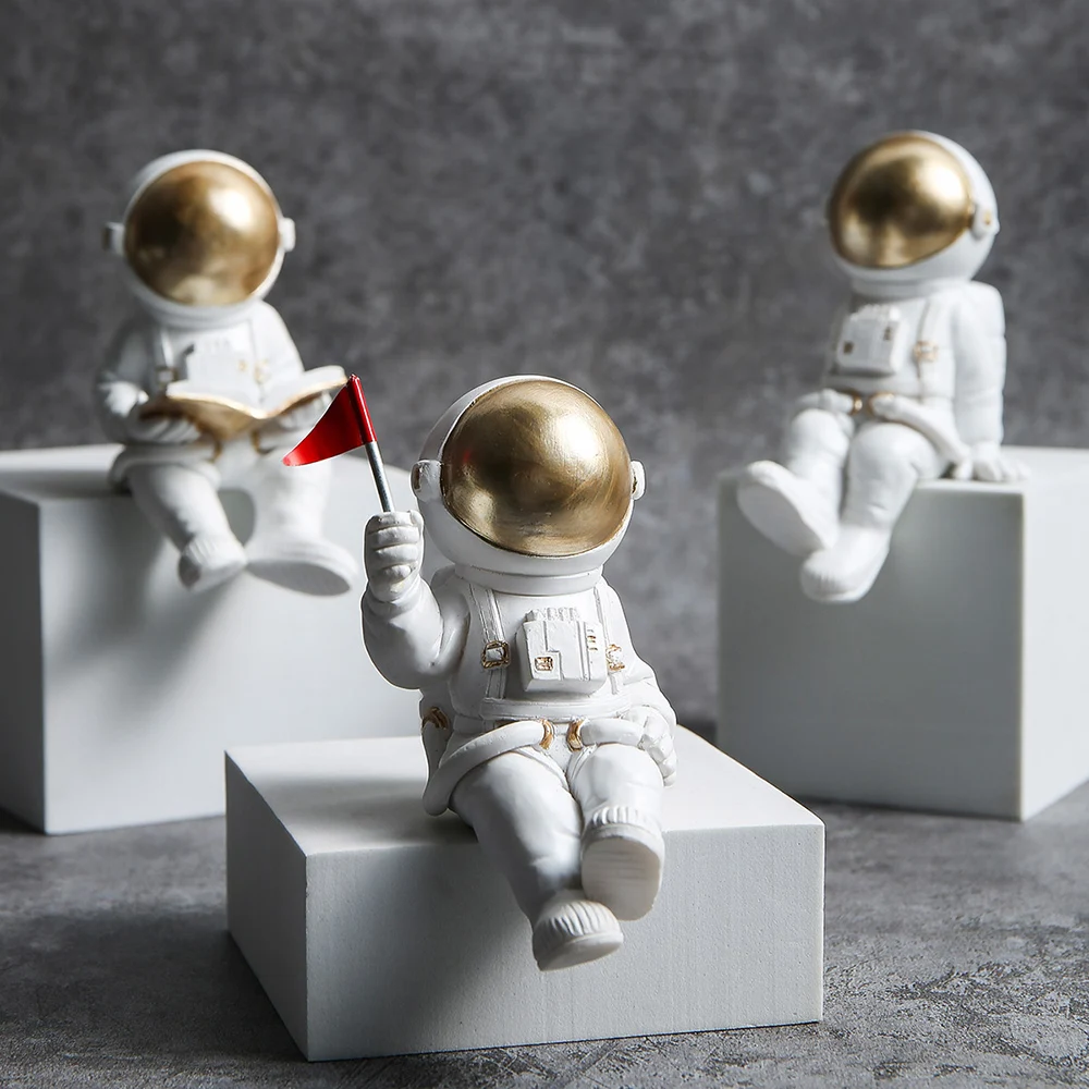 

Astronaut Series Ornaments Resin Figure Ornaments Nordic Living Room Home Decor Accessories Collectible Gifts Easter Decor