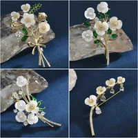 2022 vintage shell zircon bouquet brooches for women elegant pearl temperament clothing flower pin wedding corsage accessories