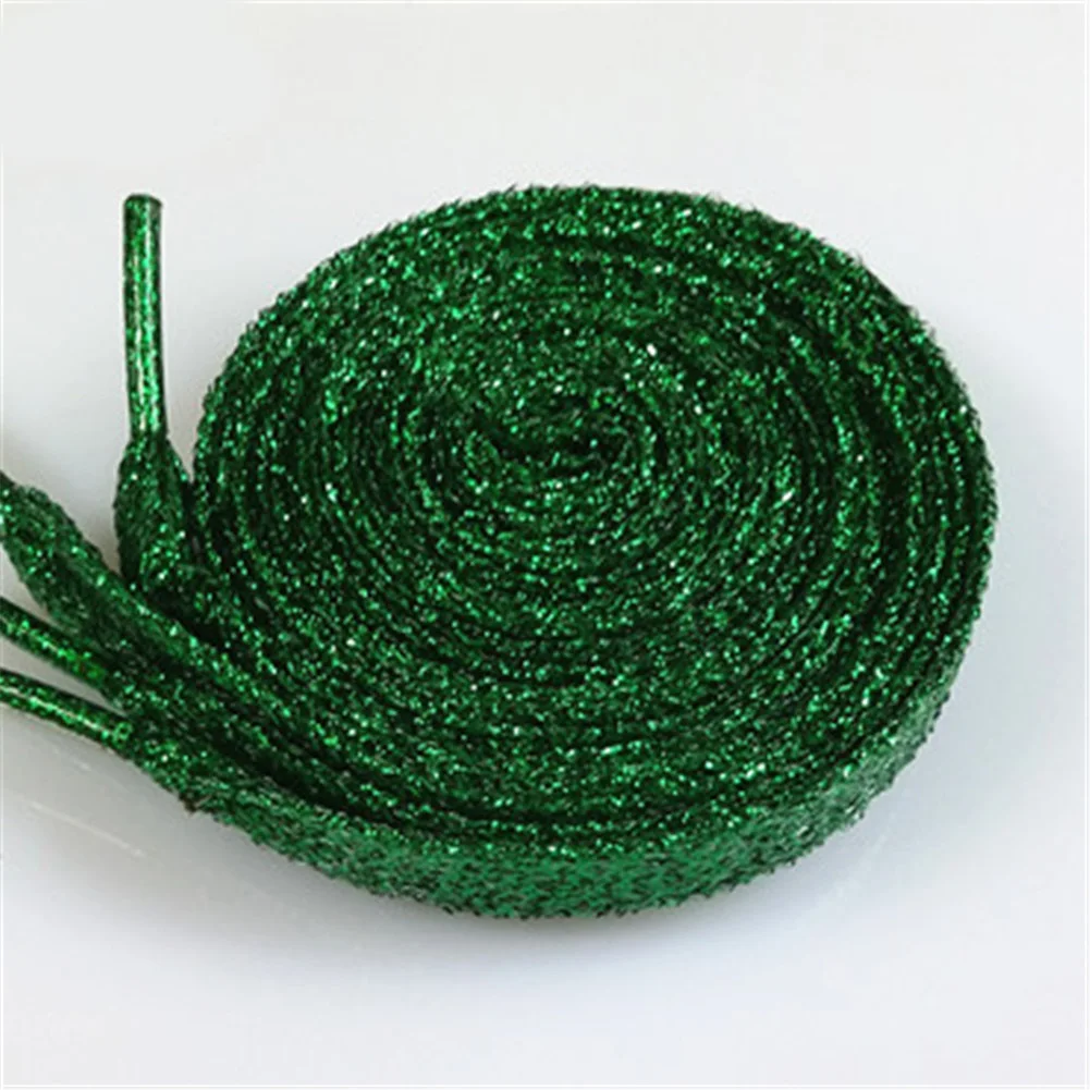 grass green Крутые блестящие шнурки на плоской подошве; Блестящие модные блестящие шнурки для обуви; рождественские цвета; шикарные Мерцающие Металлические шнурки; 7 мм; 110 см - Цвет: grass green