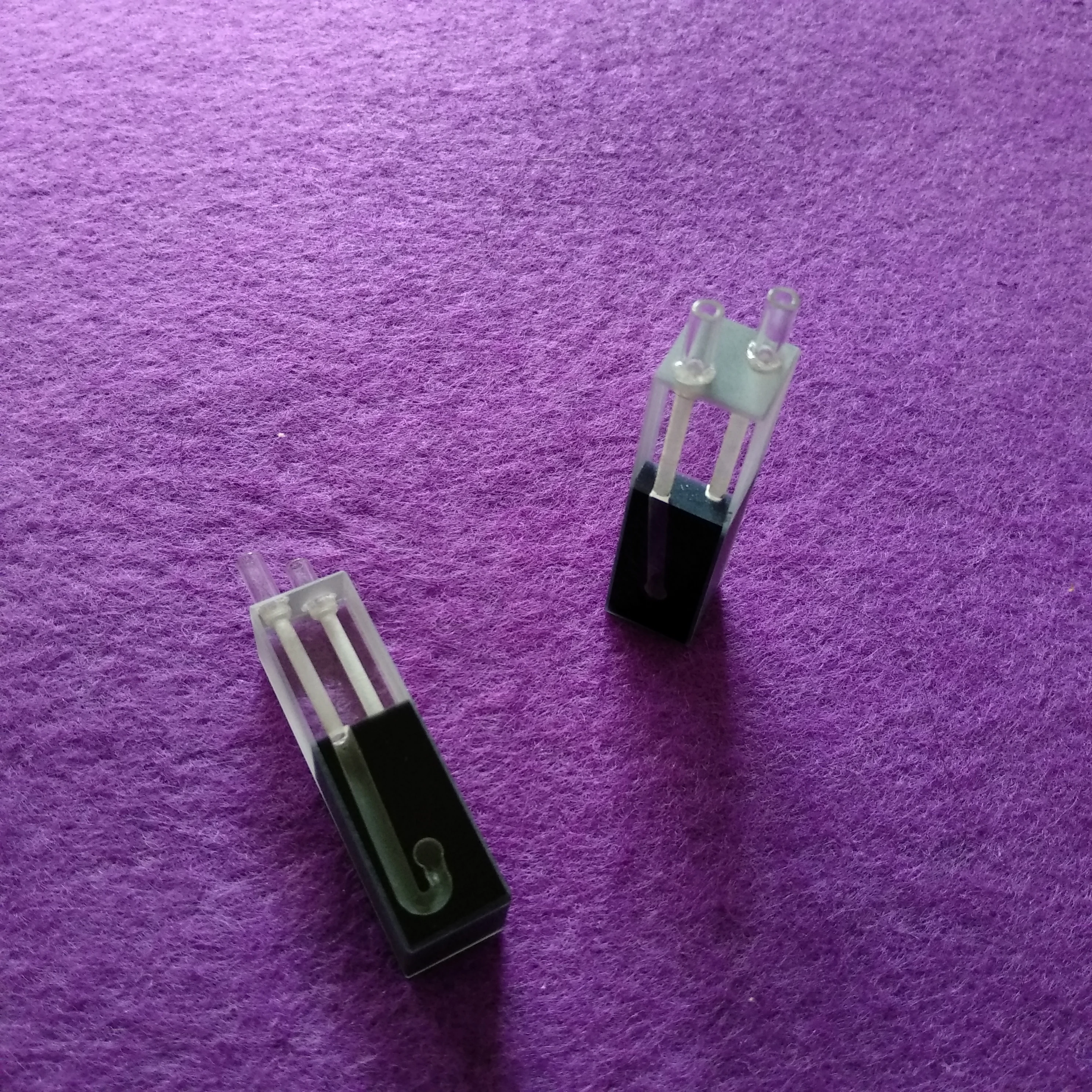 Горячая Распродажа Z = 15 самомаскирующийся кварцевый кювет с непрерывным