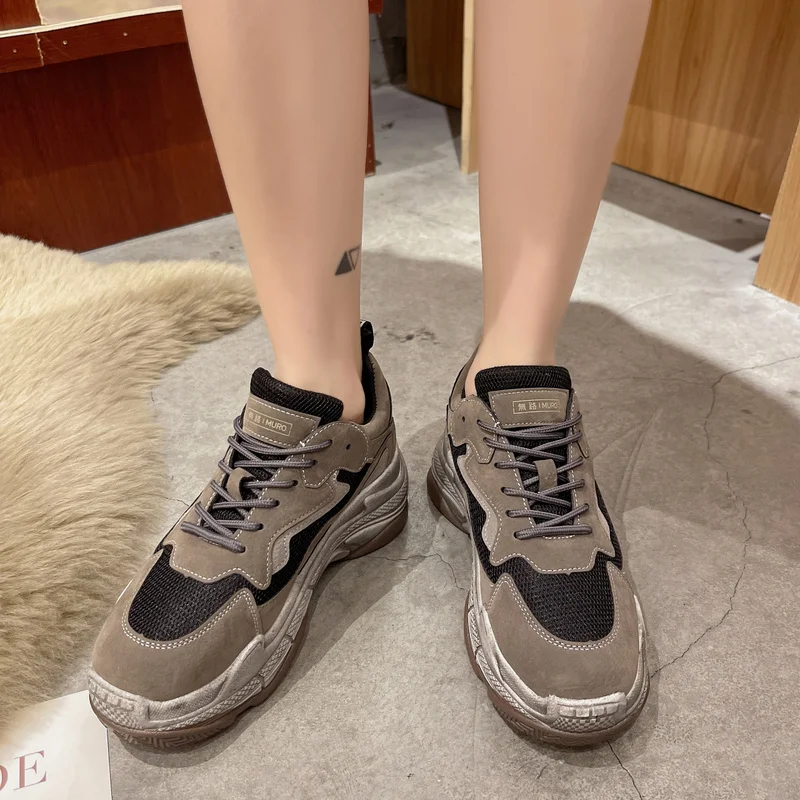 

Winter Women's Fashion Sneakers Thick-soled Short Plush Lace-up Suede Casual Shoes Ladies Thick-soled Color-blocking Sneakers