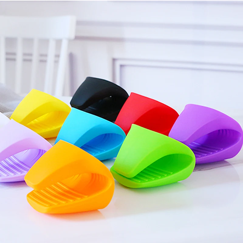 Силиконовые термостойкие перчатки с мультипликационным принтом для