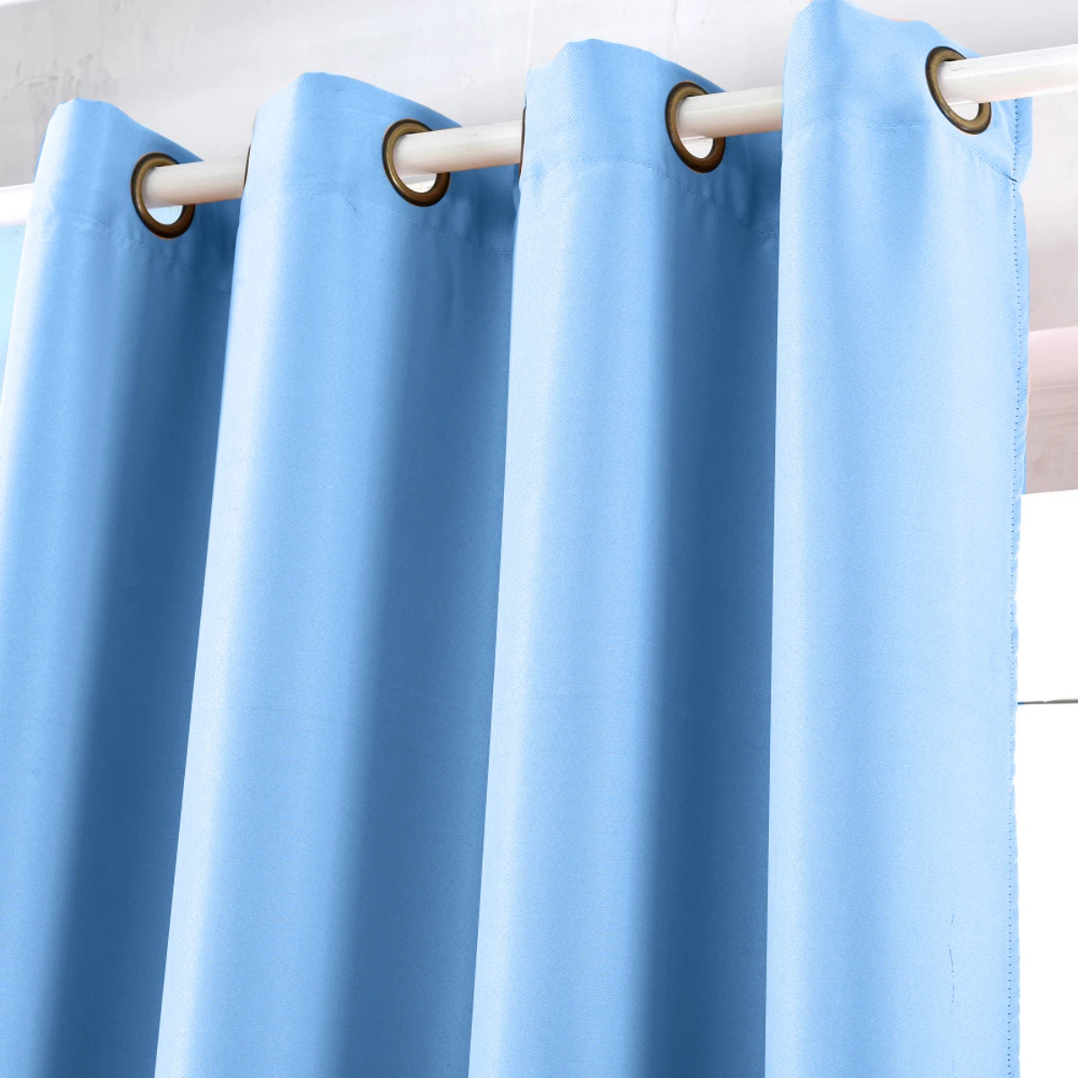 Современные затемняющие шторы для гостиной спальни на окна однотонные занавески