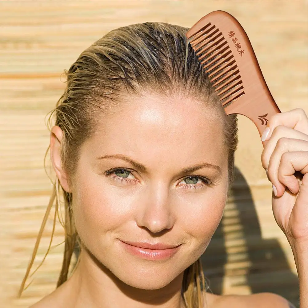 

1pcs Natural Peach Wood Comb Engraved Peach Wood Healthy Massage Anti-Static Comb Hair Care Tool Beauty Accessories