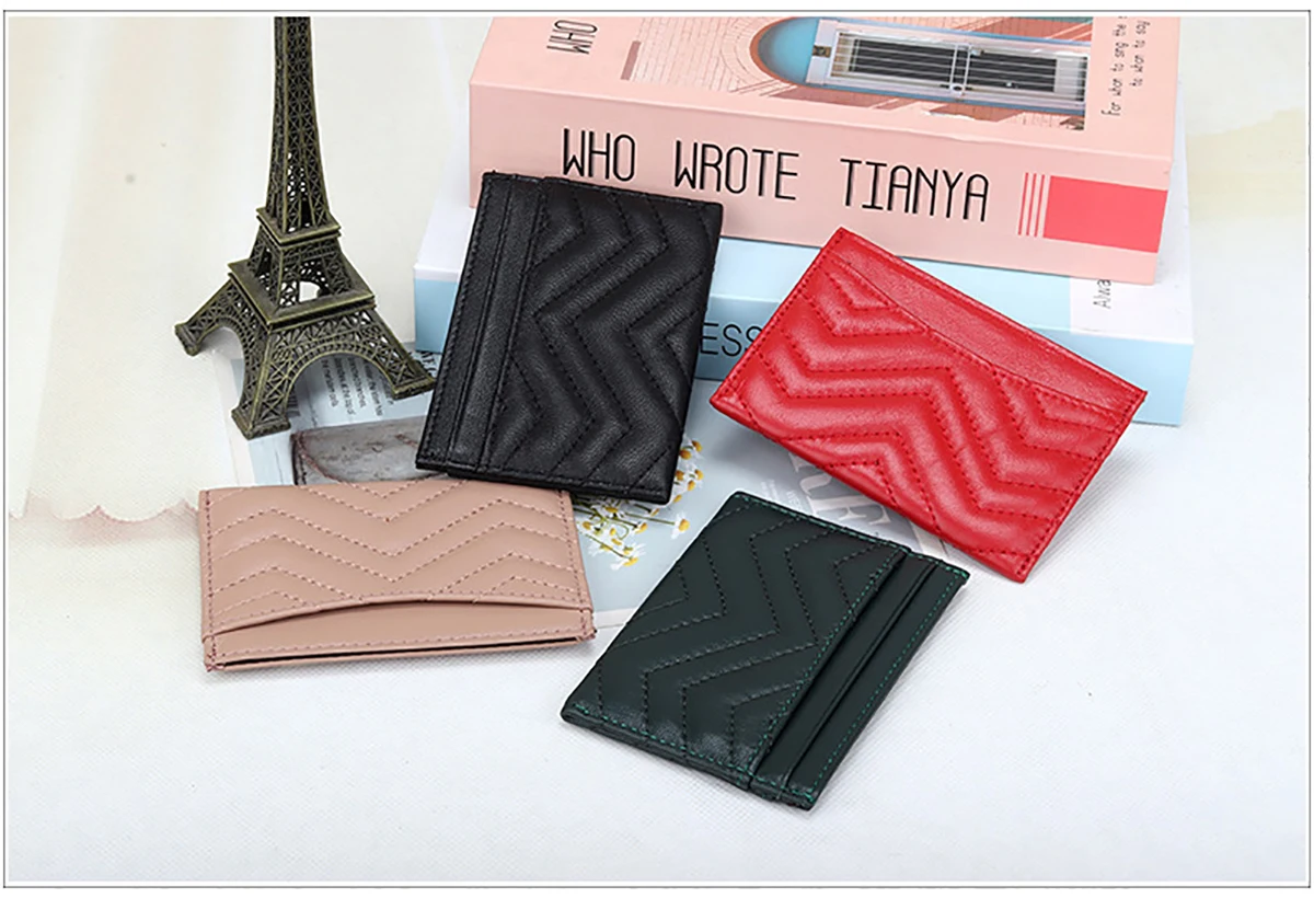 

Sheepskin ID embroidery thread water ripple card holder 2021 new female small folder card holder multi-compartment coin purse