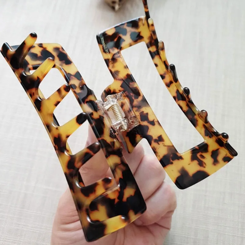 

Oversized Hair Claws Geometric Acetate Hairpin For Women Fashion Hair Accessories Acrylic Hollow Barrette Korean Hair Clamps