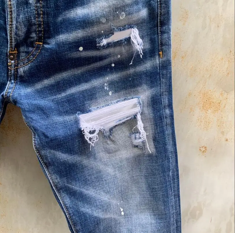 Men women jeans classic,Authentic DSQUARED2,Retro,Italian brand ,Women/Men Jeans,locomotive,Jogging jeans,DSQ9128