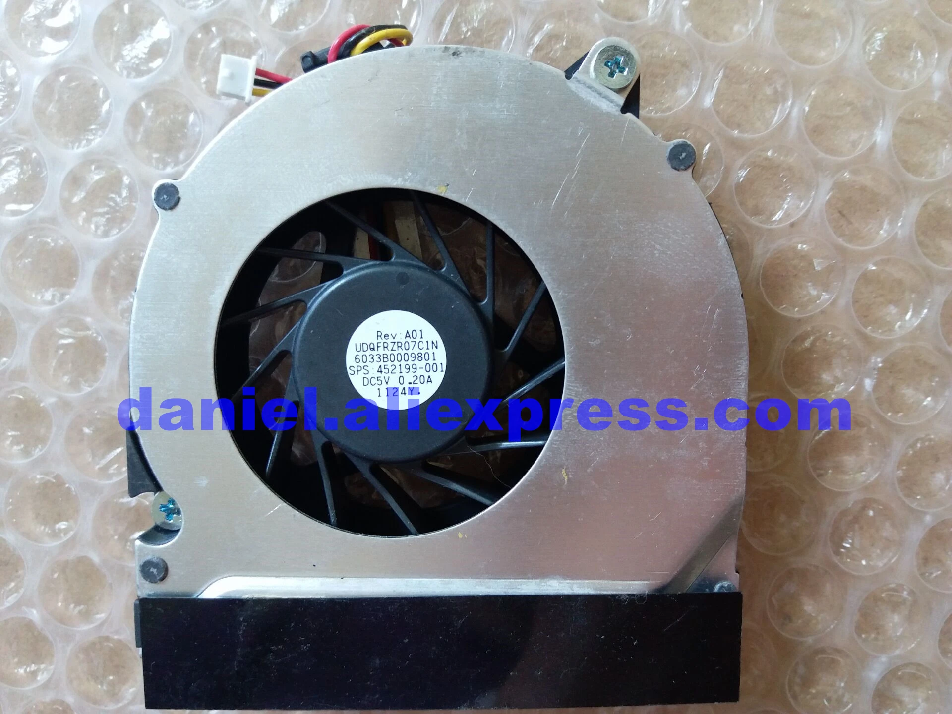 

Оригинальный Новый охлаждающий вентилятор процессора для ноутбука 8510P 8510W 5В 0.20A UDQFRZR07C1N