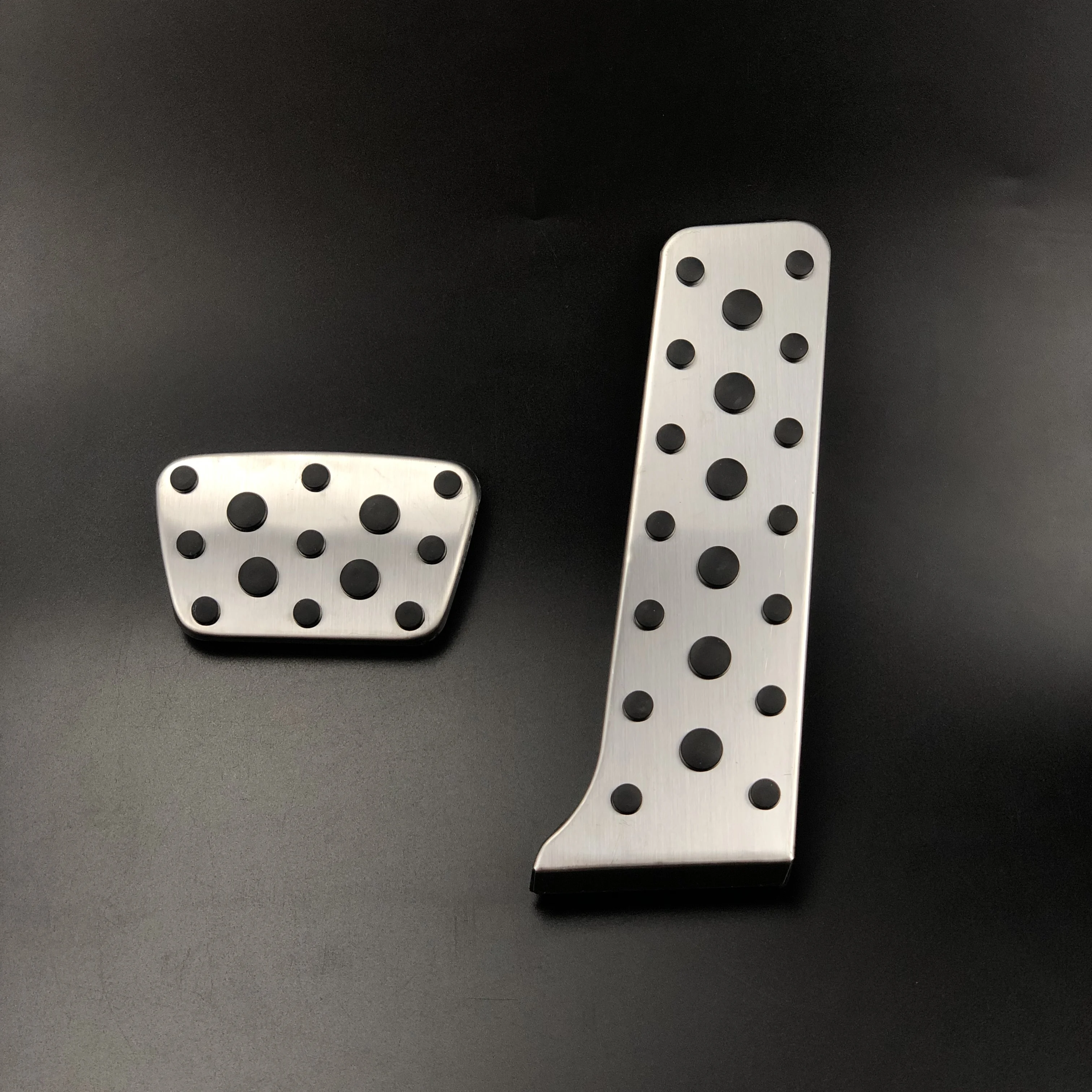 

Car Styling Stainless Steel NO DRILL Fuel Accelerator Brake Pedal Case For Toyota REIZ Crown For Lexus GS IS LS Auto Accessories