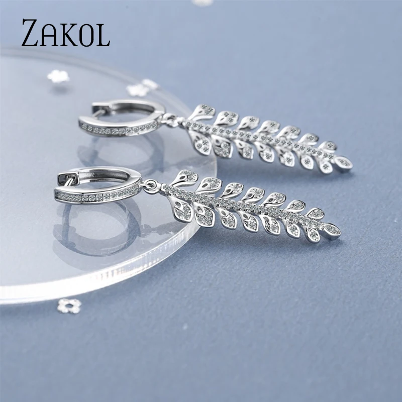 

ZAKOL Fashion Small Fresh Cubic Zirconia Leaf Ear Buckle Temperament Korean Leaf Pendant Hoop Earrings for Women FZPE40